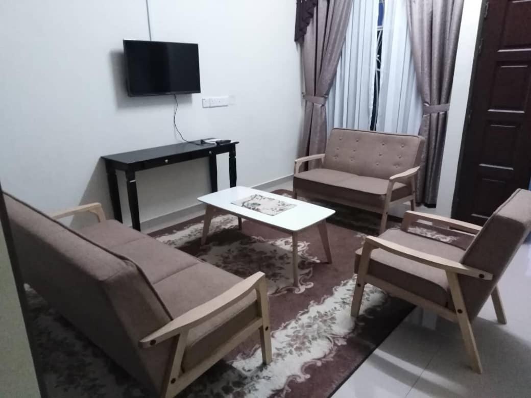 Patin Guest House @Desa Telok Ira, Temerloh Pahang Kampong Paya Kerinau Ngoại thất bức ảnh